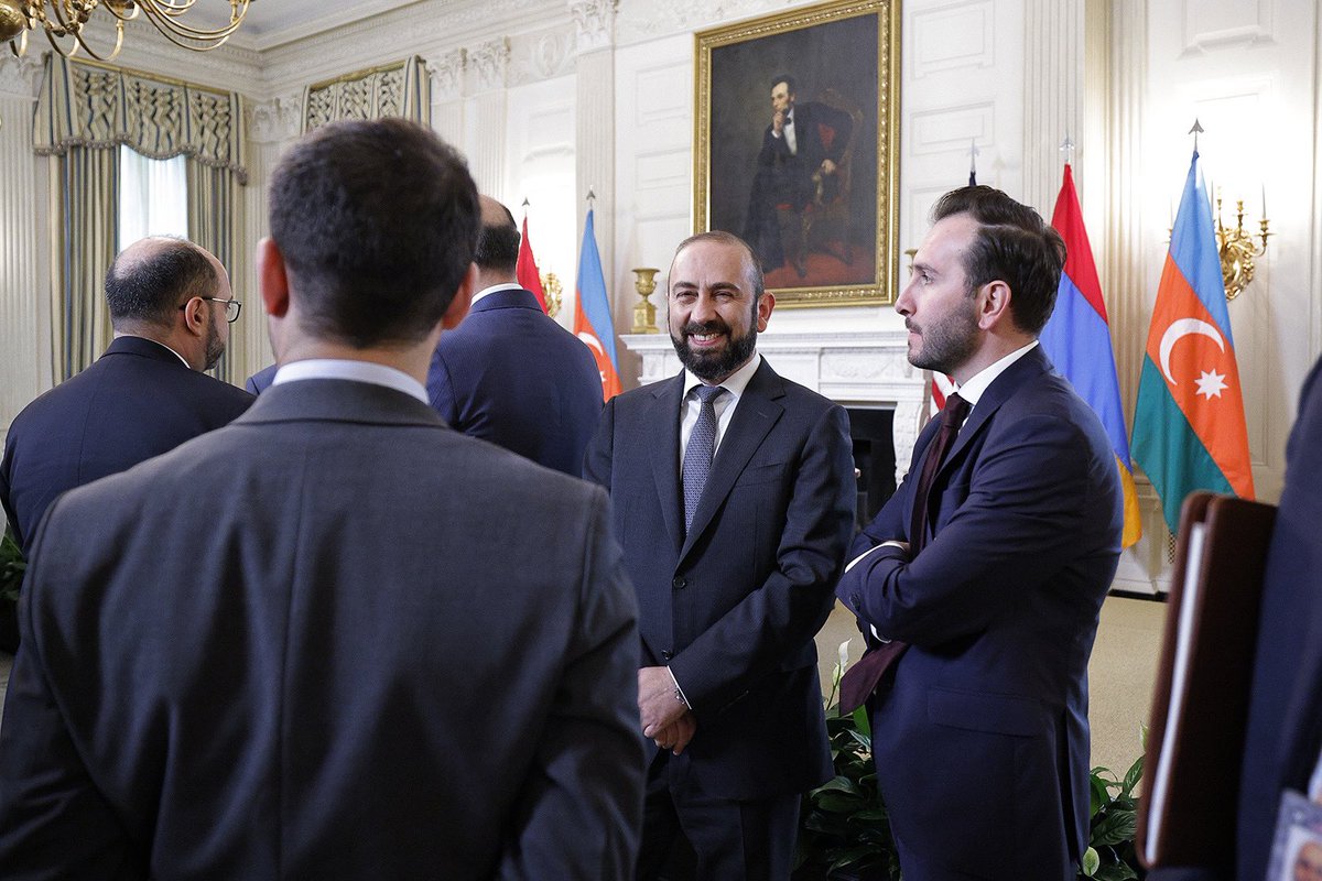 Ararat Mirzoyan (@araratmirzoyan) on Twitter photo Truly historic moment for peace!
Great & symbolic day for 🇦🇲, for the region, for the world.
Trilateral declaration signed today by PM <a href="/NikolPashinyan/">Nikol Pashinyan</a>, <a href="/presidentaz/">Ilham Aliyev</a> & <a href="/realDonaldTrump/">Donald J. Trump</a> at <a href="/WhiteHouse/">The White House</a>, we proclaim peace, stronger connectivity & better future for our generations. Truly historic moment for peace!
Great & symbolic day for 🇦🇲, for the region, for the world.
Trilateral declaration signed today by PM <a href="/NikolPashinyan/">Nikol Pashinyan</a>, <a href="/presidentaz/">Ilham Aliyev</a> & <a href="/realDonaldTrump/">Donald J. Trump</a> at <a href="/WhiteHouse/">The White House</a>, we proclaim peace, stronger connectivity & better future for our generations.