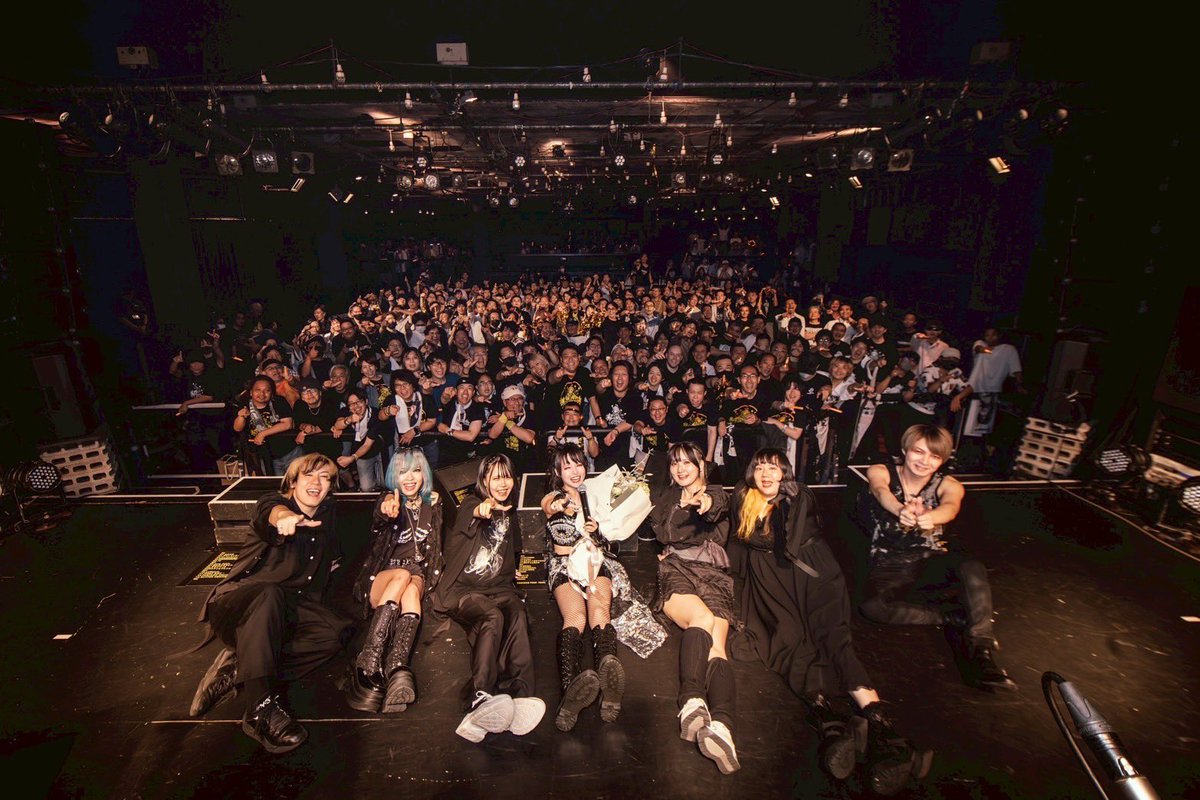 てのひらえる単独公演TOUR2025 FINAL 「その先へ」恵比寿LIQUIDROOM
ツアー初日に引き続きギターで参加させていただきました！！
えるちゃんの10年の集大成！
本当に素敵な一日でした！

改めてツアーお疲れ様でした！
またよろしくお願いします！