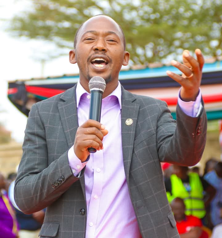 Ruto Ally and Mwala MP Vincent Musyoka Heckled by Boda Boda Riders During Machakos Empowerment Event -  mauvoo.com/ruto-ally-and-…