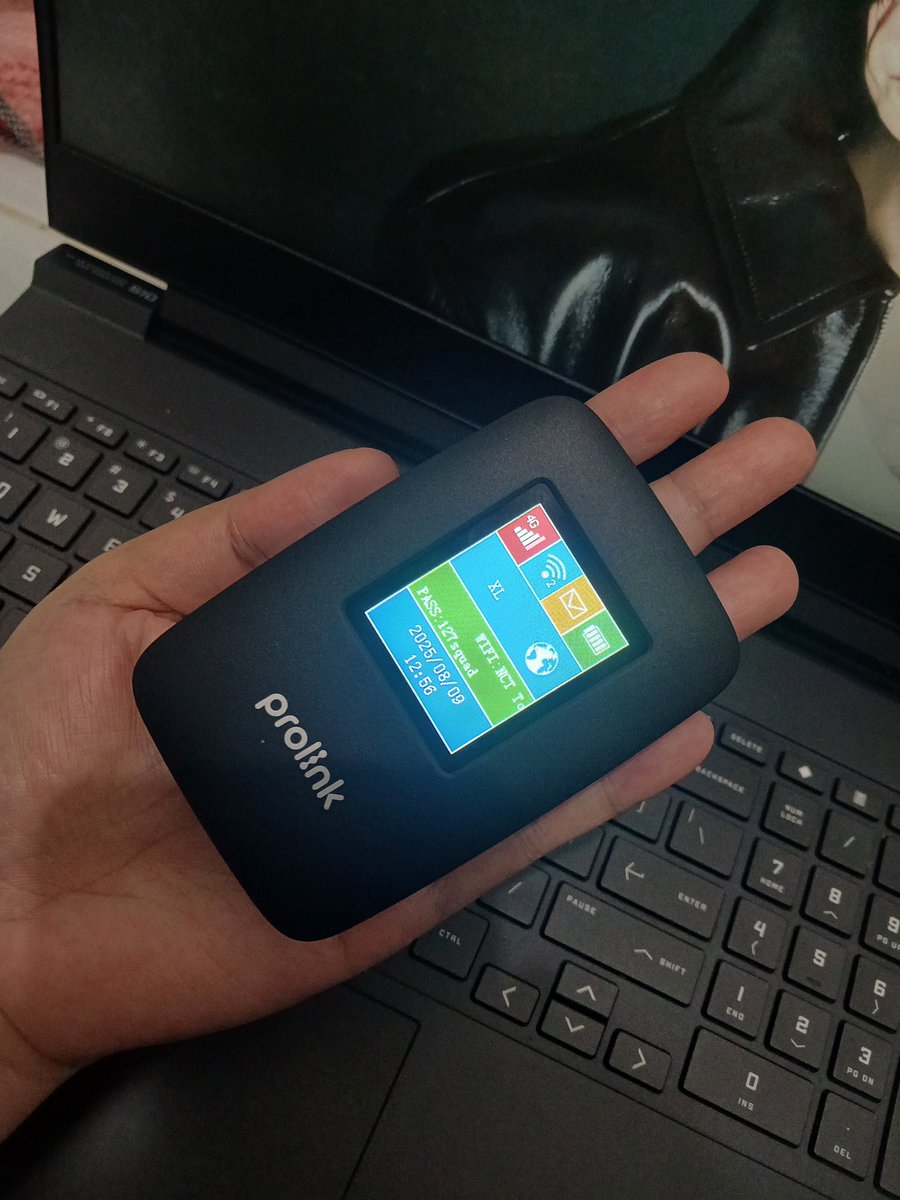 agustddiction_'s tweet photo. Best investment i buy as 'anak kos'

A portable wifi https://t.co/sJIDwjevyy