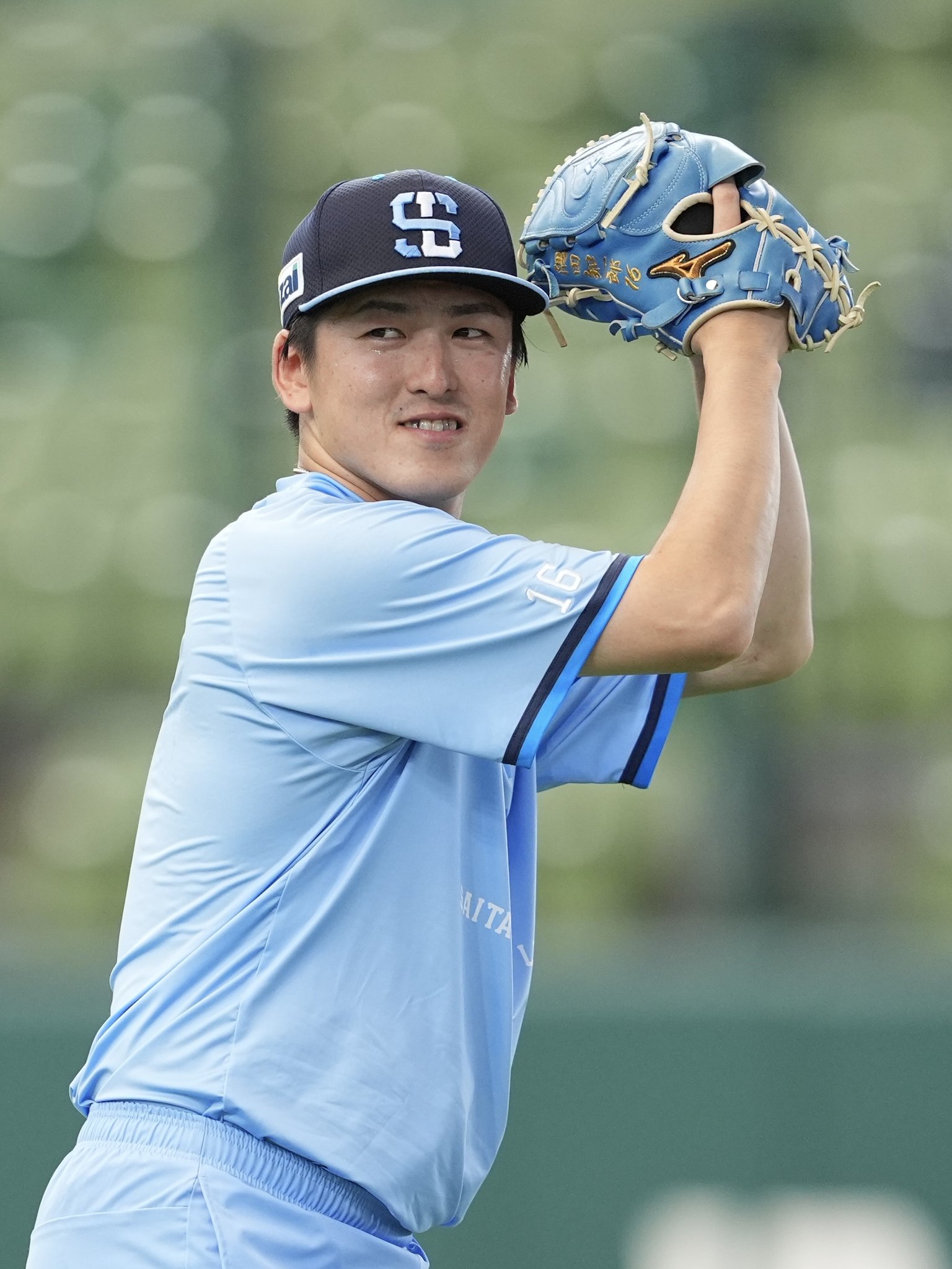 ヒロ 隅田知一郎投手ユニフォーム 埼玉西武ライオンズ on X: