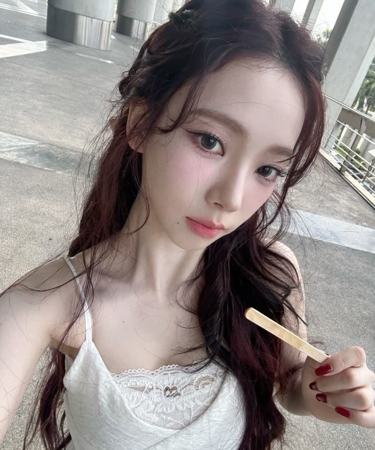 airibluu tweet media