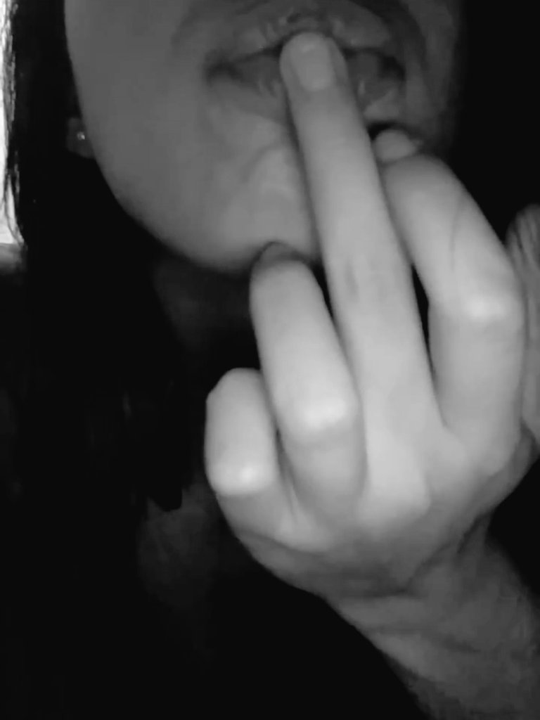 AndreaMor2001's tweet photo. Buenas noches bbs, tengo antojo de algo. Me preguntó de que será 🫦 https://t.co/pfkC8Di2TJ
