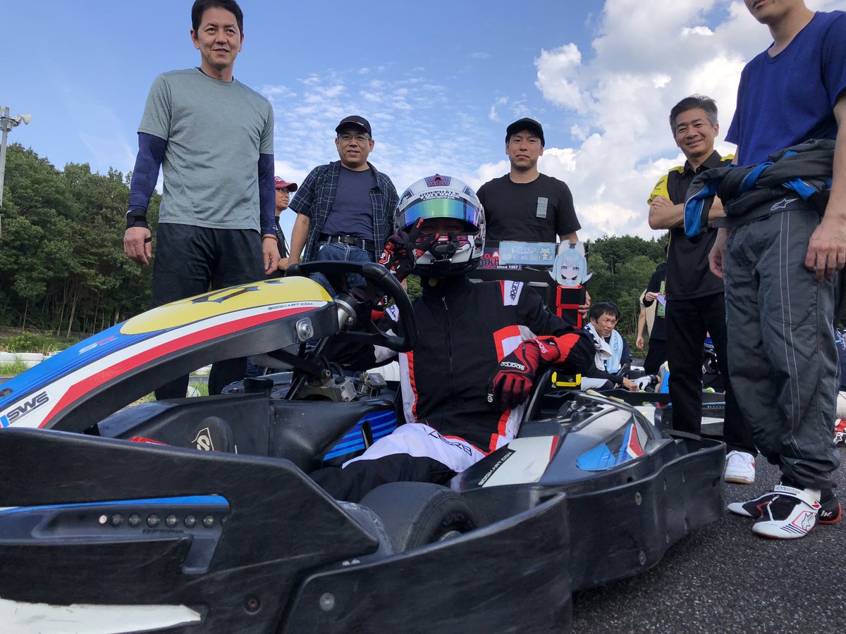 Checola_5FC1's tweet image. TEAM ねねっ子モタスポ体験チーム 決勝グリッド11番手から！まもなくスタート🇯🇵

#狐櫻ねね
#石野サーキット
#夏祭り
#VeCooL