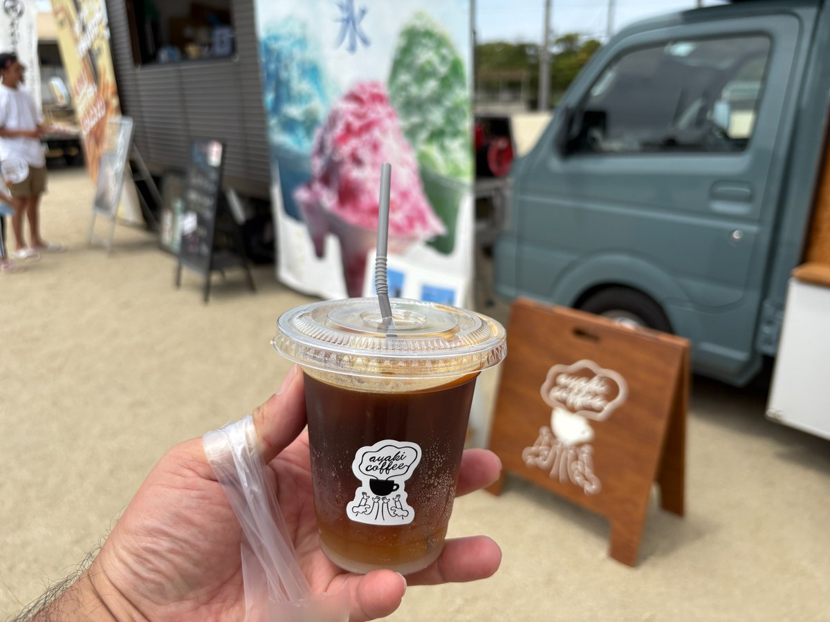 豊田市の柳川瀬公園にて消防フェスティバスが開催。
行くまでに苦労をしました。
この時期はとうもろこしが美味い。
とうもころしを使ったペペロンチーノ。
とうもろこしで味がしっかりと締まる。
削りいちごやレモンコーヒーソニックと
美味しくいただきました。