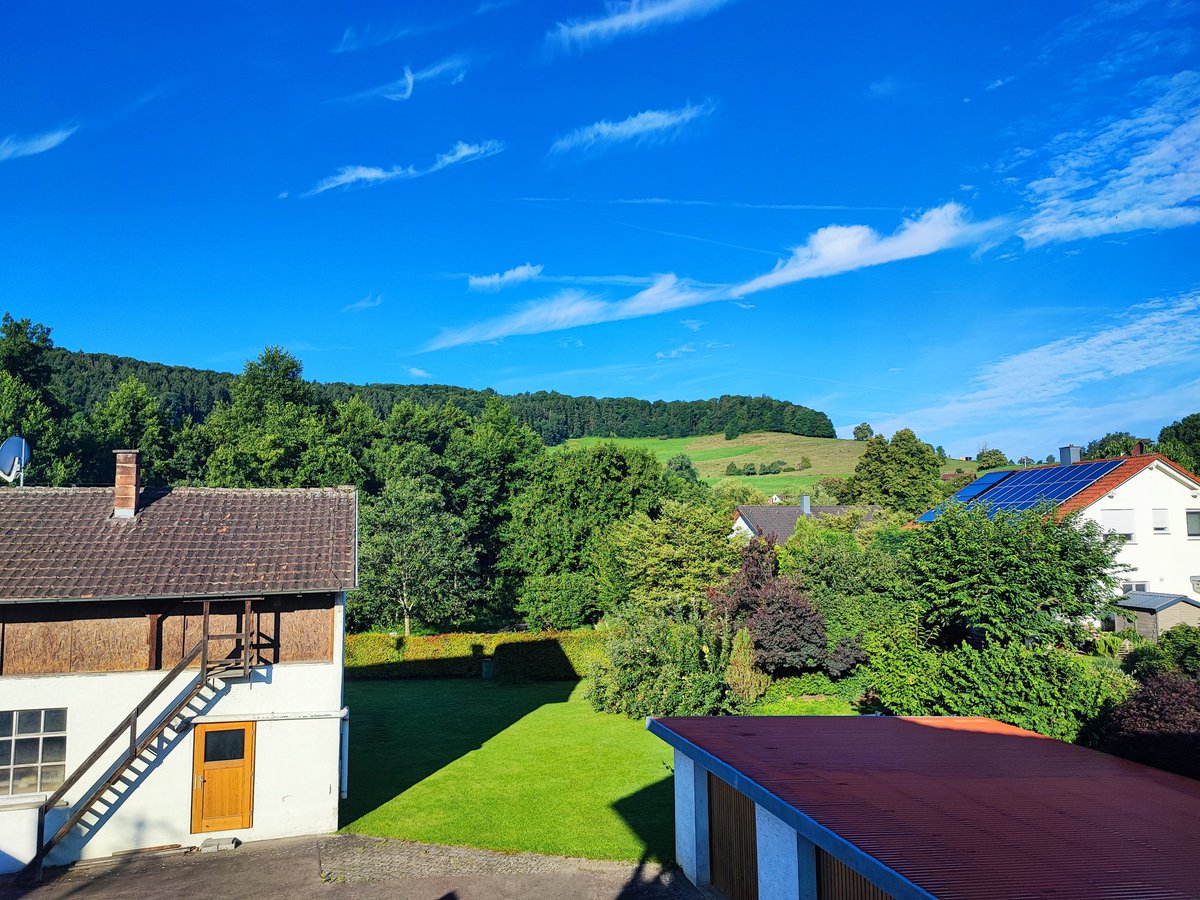 Morning together☕
Wünsche euch ein #stressfreies Wochenende 🍀👋 
Heute ist u.a. #Tag des #Milchreis😋
Sehr legger mit #Zimt und #Zucker😋

Ach übrigens, ich habe Urlauuuuuuuuuuuuuuuuuuuuuuuuuuuuuuuuuuuuuuuuuuuub 🏖️🏖️🏖️ 

Passt auf euch auf und seid #achtsam