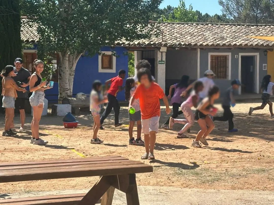 Este curso escolar vuelve  el súper campamento de verano de CRJ!  un campamento con pernocta. Gracias al equipazo de personas voluntarias del campamento por hacer esto posible y por su trabajo. 
Contando los días para el campamento del año que viene!
#Crleganes