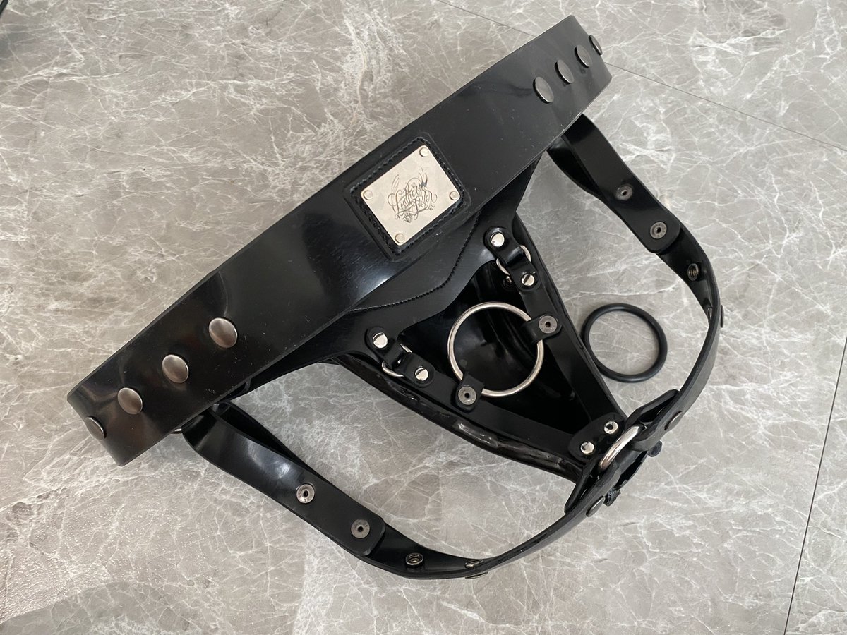 Leather_lover皮革戀人 (@leather74069151) on Twitter photo 