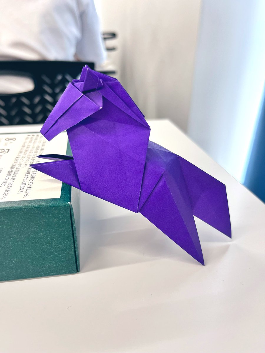 コンベンション2コマ目は小林さんの仔馬。アフレコするなら「ひゃっほう！」