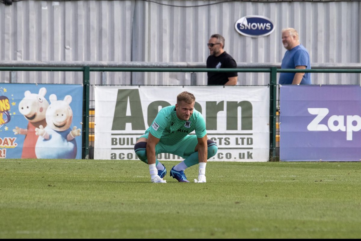 New season’s here. Let’s go. ⚽🧤🦌 <a href="/AFCTotton/">AFC Totton ⚽️🦌</a>