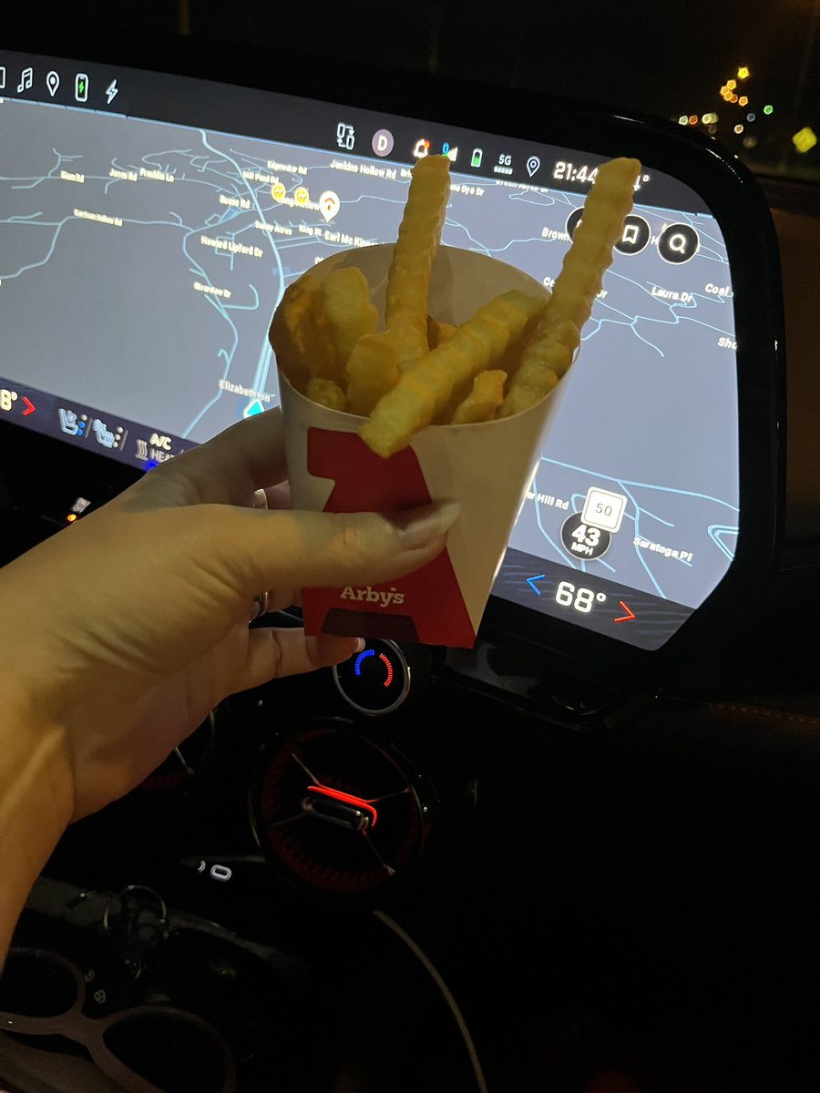 Stephanie Conner tweet media