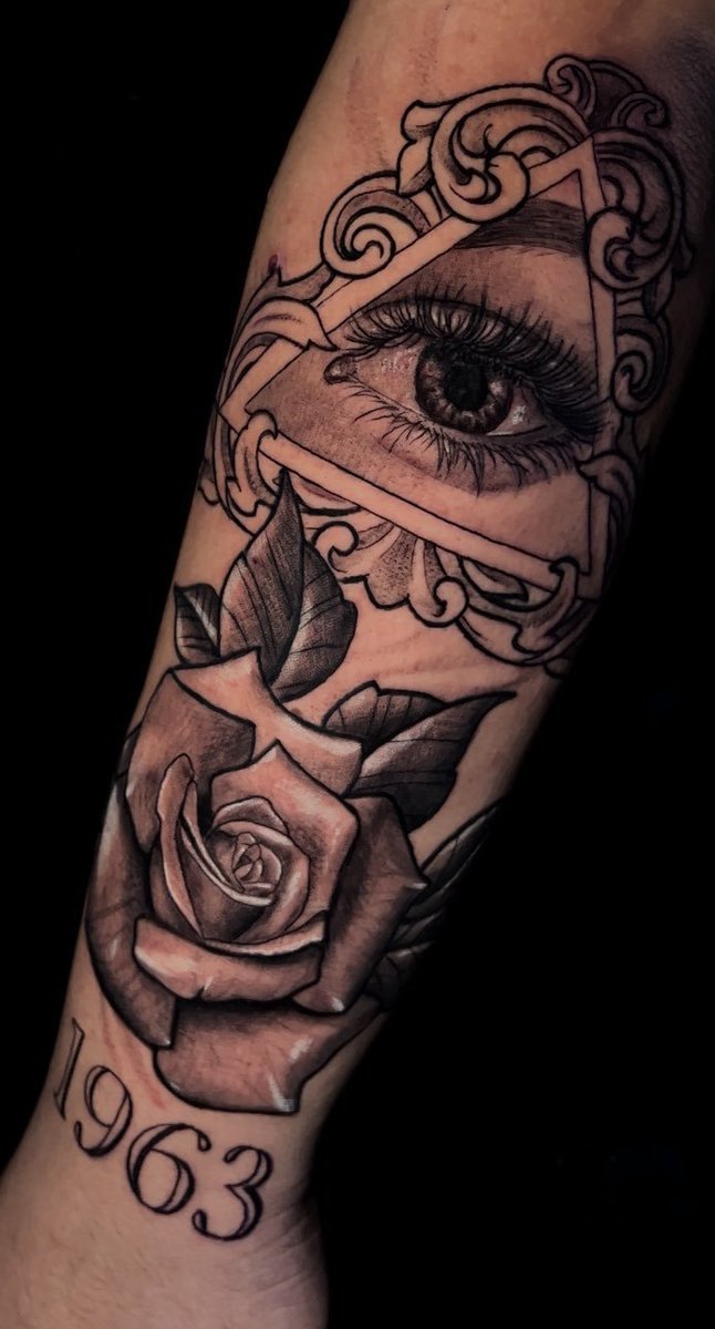 d3mon Pelao. tweet media