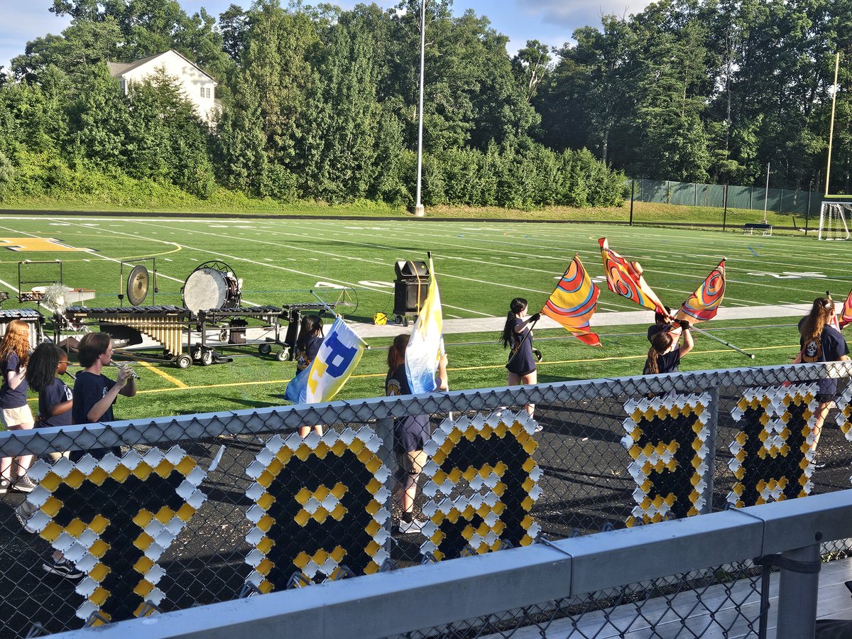 David Marks (@david_s_marks) on Twitter photo So proud to join the students, parents and supporters of the Perry Hall High School marching band under the direction of Frank Gorecki. I joined <a href="/JulieHennBOE/">Julie Henn</a> at the first show after two weeks of summer practice. These kids have a lot of heart. <a href="/perryhallband/">Perry Hall HS Band</a> <a href="/Hall_Pride/">Perry Hall HS</a> So proud to join the students, parents and supporters of the Perry Hall High School marching band under the direction of Frank Gorecki. I joined <a href="/JulieHennBOE/">Julie Henn</a> at the first show after two weeks of summer practice. These kids have a lot of heart. <a href="/perryhallband/">Perry Hall HS Band</a> <a href="/Hall_Pride/">Perry Hall HS</a>