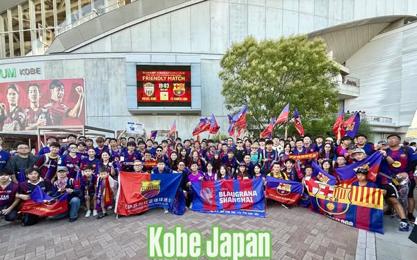 Penyashanghai's tweet photo. We prepared months in advance for the Barca Asia Tour, which lasted over 10 days and served 300 Penya Blaugrana Shanghai members.
Keep up the good work! We look forward to seeing Barca in China! #barcaasia #barça #barçapenyes #penye #penyashanghai #penya https://t.co/dVyZL0wPHa