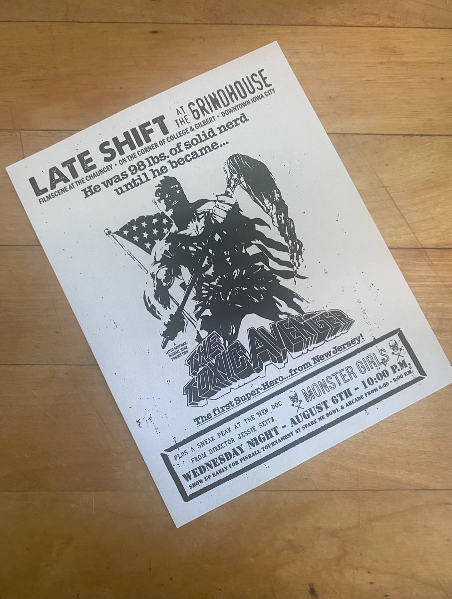Back from this incredible screening of the original Toxic Avenger! I got to intro the film and show a little breakout segment of MONSTER GIRLS💚