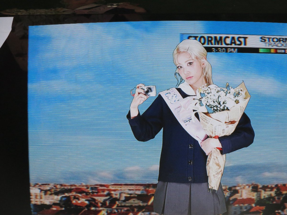 JEON SOMI(전소미) tweet media