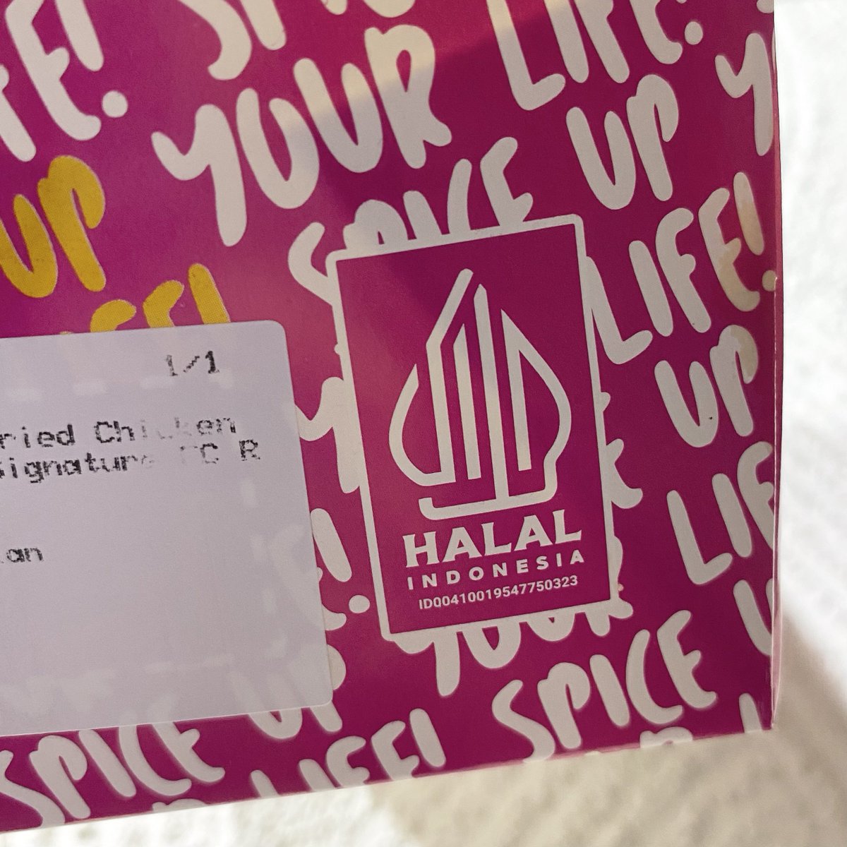 Berawal dari skeptis kemakan fyp penyajian makanan india🥲 ternyata rasanya cocok juga di lidah ku😅 

Accha Indian Soul Food! by Hangry Bumbu nya gurih, manis jadi satu, rempah nya berasa dan dagingnya juicy🫶
udah halal ya✅