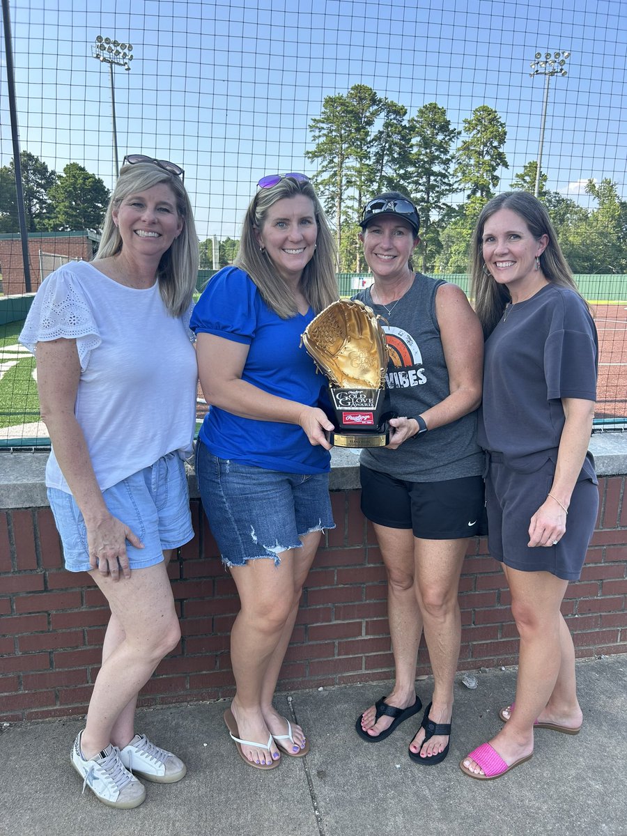 Lesley Milam tweet media