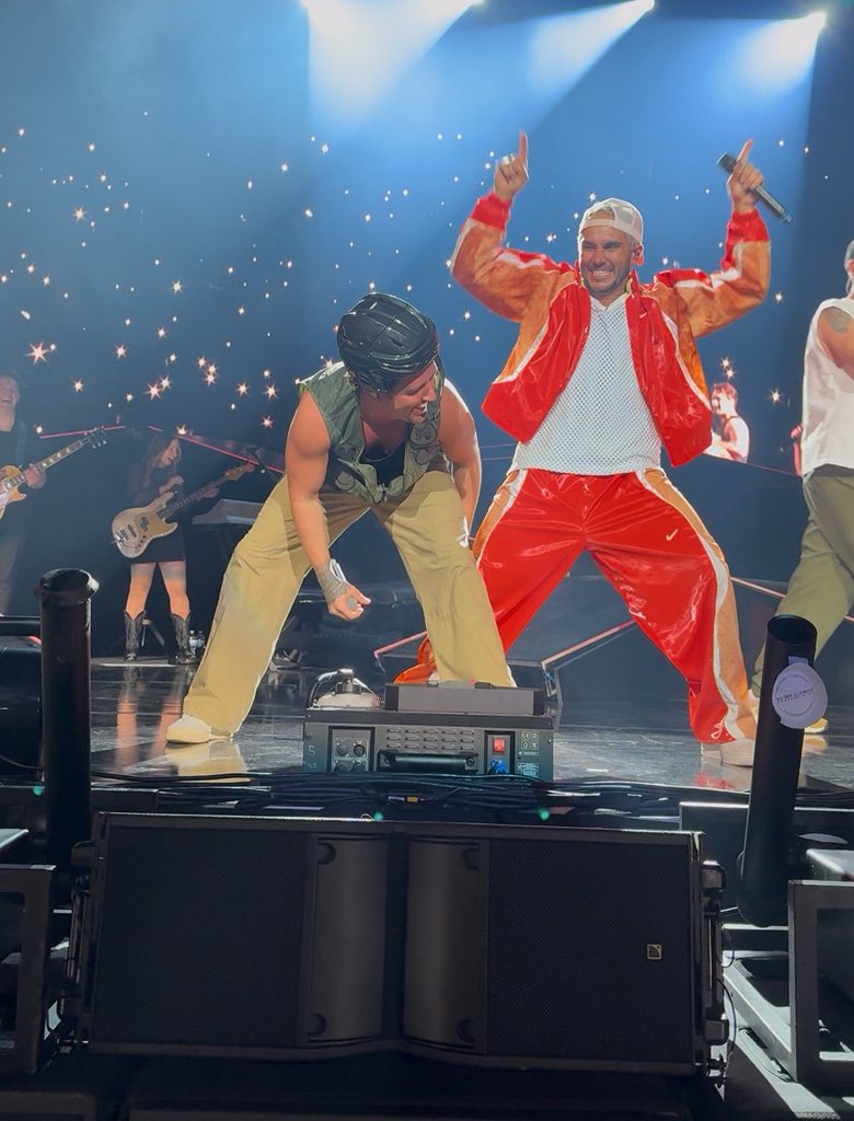 LOGAN WORE THR HELMET