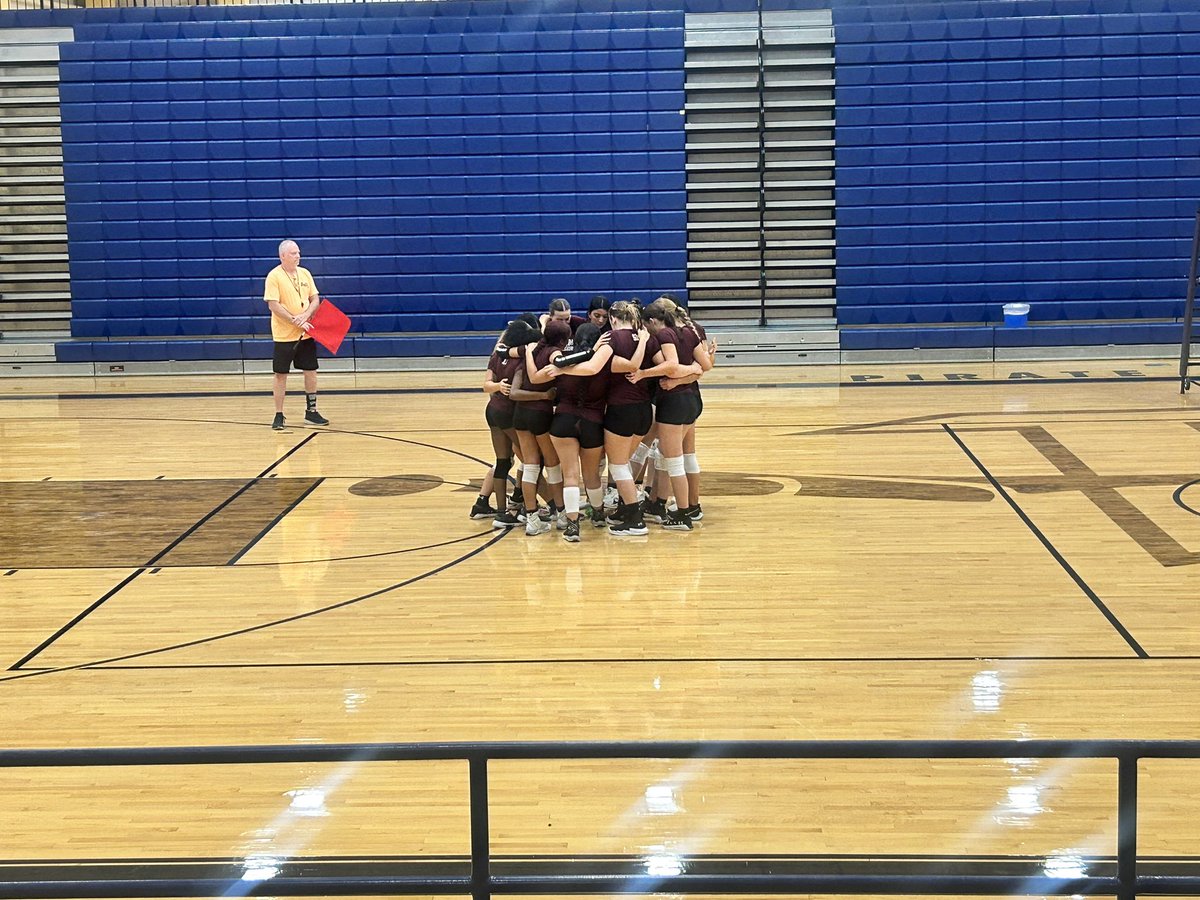 Starting my Junior year off with Volleyball praying for a great junior year