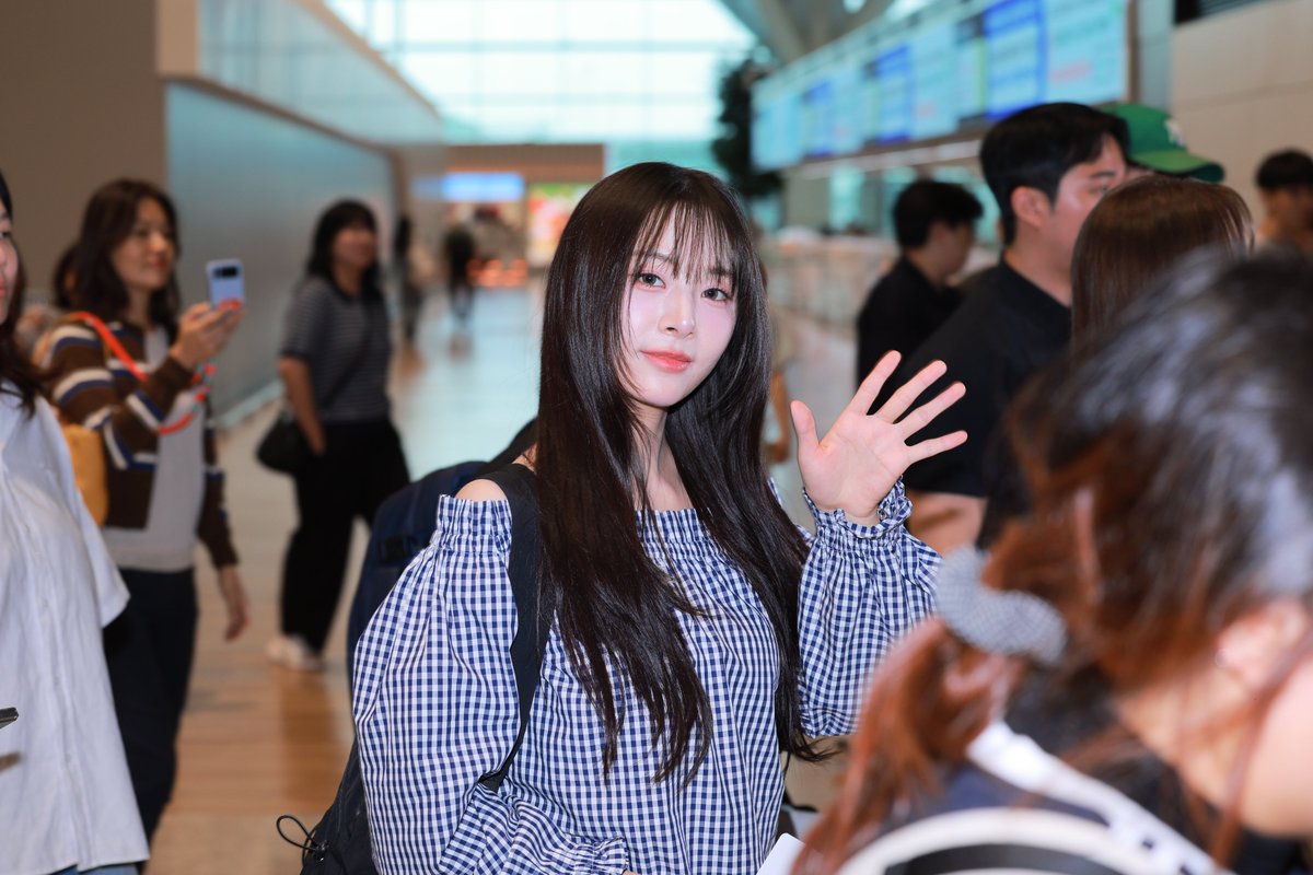 fiftyworld5050's tweet image. #fiftyfifty #피프티피프티 #하나 #hana  20250809 캐나다출국 - 피프티피프티