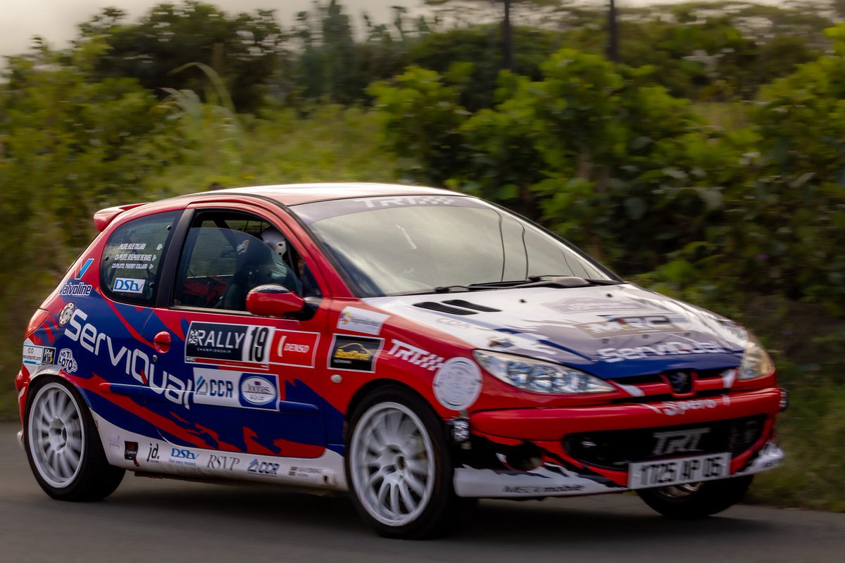 maninmauritius's tweet photo. Rally cross in Mauritius. Who knew they did this? https://t.co/5F3UHj33xd