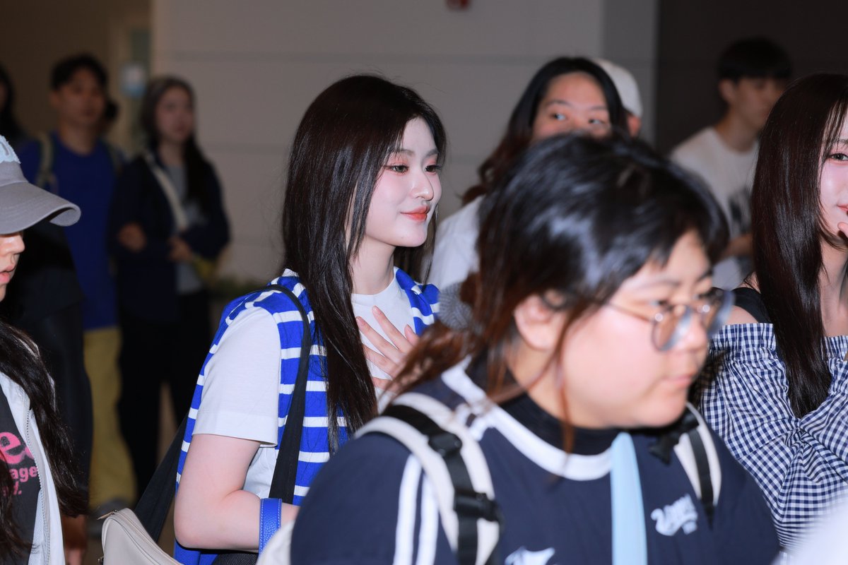 fiftyworld5050's tweet image. #피프티피프티 #fiftyfifty #아테나 #athena  20250809 캐나다출국 - 피프티피프티