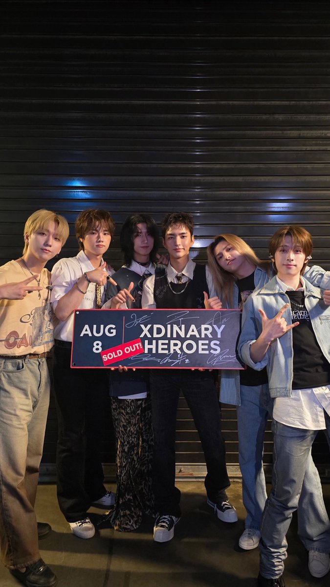Xdinary Heroes <Beautiful Mind> World Tour in #ATLANTA

#ATLANTA Villains, you were on fire tonight!🔥 
We felt every beat thanks to you💚

#XdinaryHeroes #엑스디너리히어로즈
#Beautiful_Mind_WorldTour
#Beautiful_Mind
#WE_ARE_ALL_HEROES