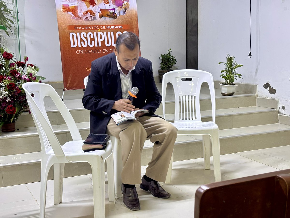 ✨Dramatización sobre la importancia de realizar el culto matutino en cada familia cristiana✨. 

#EncuentrodeNuevosDiscípulos #CreciendoCristo #RID