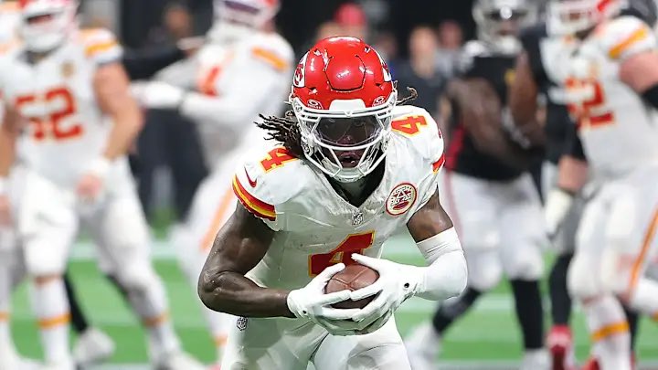 GuruFantasyWrld's tweet image. I’m betting on 4 games or under for Rashee Rice.
Not to downplay anything – but it’s a driving offense, with no “serious” injuries.
Not a violent crime – or domestic abuse.
I don’t feel he’s put the league in a position where they’ll need to “send a message.”
4 games.
MAX.