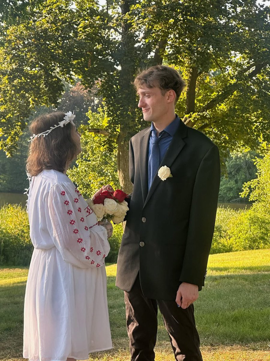 D3lighted tweet media