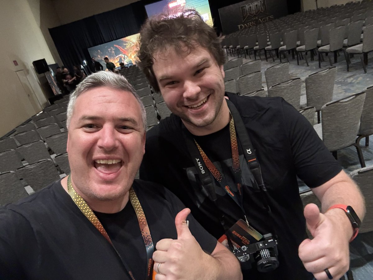 just two Half-Life fans at QuakeCon