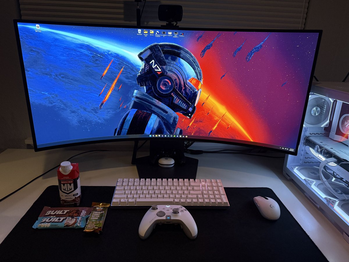 DaddyDWALLY's tweet photo. Day one of Daddy Daycare ✅
Allie’s on her “girls trip,” kids are down, and now… #ItsGamerTime 🎮
Playing Blasphemous 2 & Battlefield 6 Beta — live now!
📺 https://t.co/jMywvAB4pa
#GamingDad #Blasphemous2 #BF6 https://t.co/IatGZhAsyB