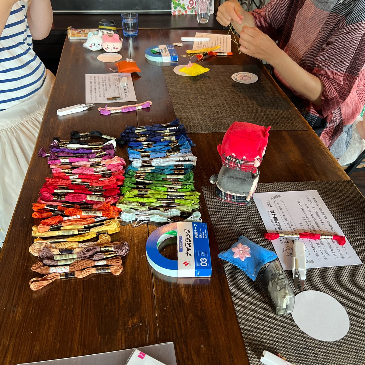 はじめての紙刺繍体験ワークショップ
午前終了しました！
皆様のセンス光る色のチョイス✨️
ご参加いただきありがとうございました！
#ワークショップ
#紙刺繍
#はじめての紙刺繍体験
