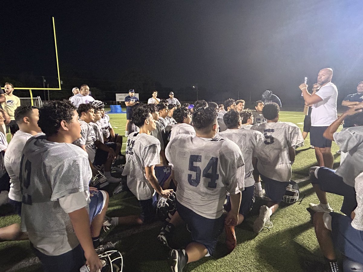Nimitz Football (@nimitzfootball3) on Twitter photo This end of week talk helped our freshman internalize our goal and mission in South Irving.
This group will be special. Congrats on completing the first week of your 4 year football journey!
#SouthsideTough
<a href="/Coach_M_A_Small/">Coach M.A. Small II</a> <a href="/IISDAthletics/">Irving ISD Athletics</a> <a href="/IrvingISD/">Irving ISD</a> <a href="/NickAtNimitz24/">Trent Nickerson</a> This end of week talk helped our freshman internalize our goal and mission in South Irving.
This group will be special. Congrats on completing the first week of your 4 year football journey!
#SouthsideTough
<a href="/Coach_M_A_Small/">Coach M.A. Small II</a> <a href="/IISDAthletics/">Irving ISD Athletics</a> <a href="/IrvingISD/">Irving ISD</a> <a href="/NickAtNimitz24/">Trent Nickerson</a>