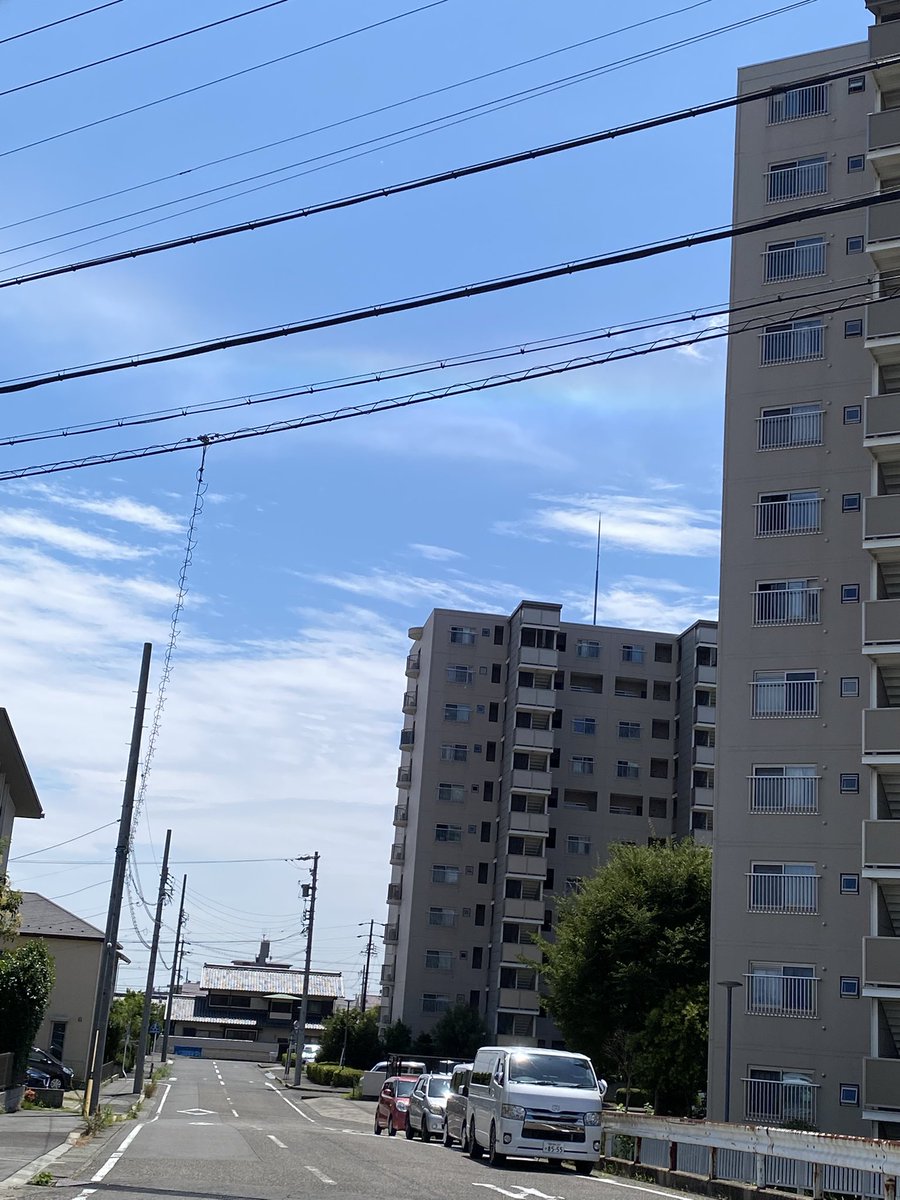 今日は 朝から 凄いお空だ😊
いつも本当にありがとうございます🙏😊🌸🌸🌸🙇‍♂️