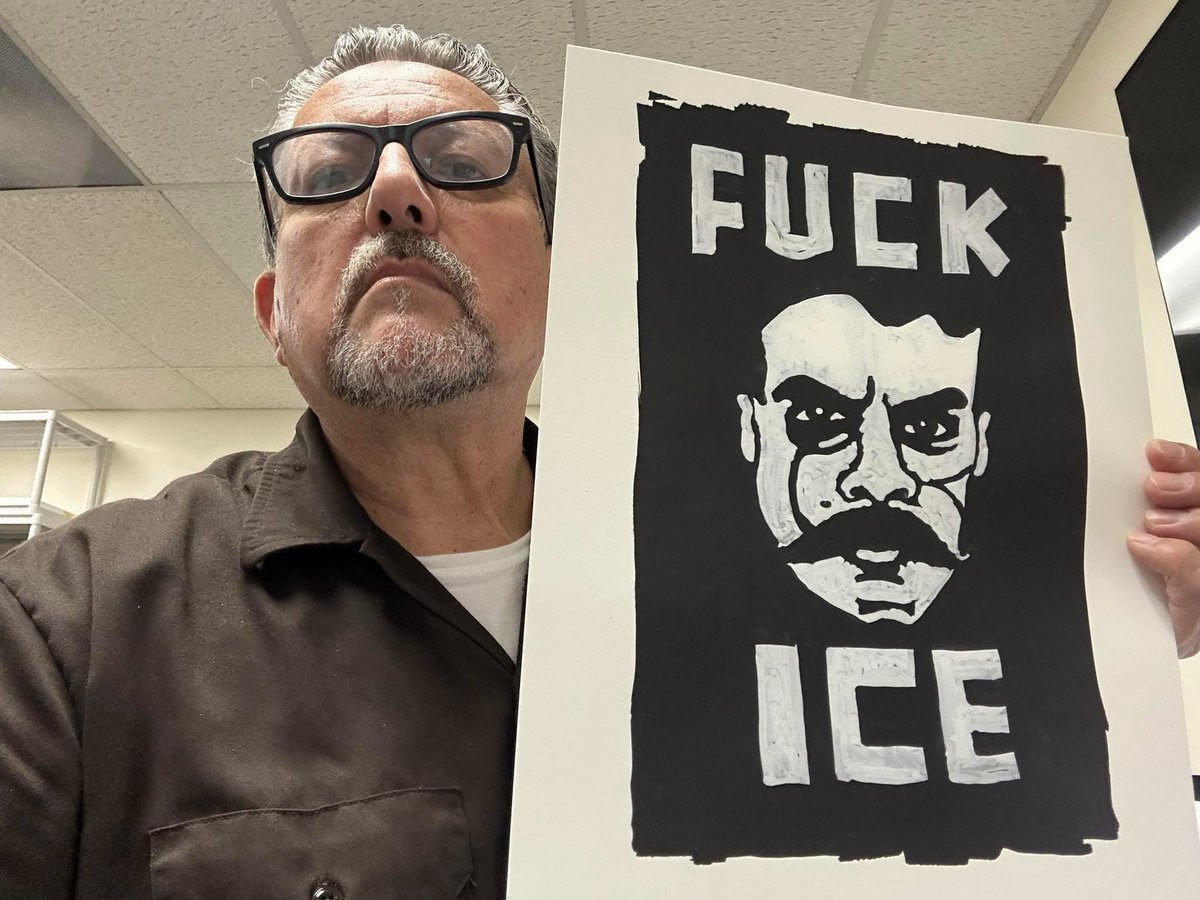 goRubenRuben's tweet image. Oralè Resister 
Two more Protesters have just been arrested by ICE GOONS
at Los Angeles Federal Detention Center:
Peaceful Protesters demanding End to illegal Trojan Horse Raids
#LALO 
#ICEoutOfLA #Protester #ICEArrestProtesterrs #Resisters #USDemocracy #50501SoCAL #LosAngeles