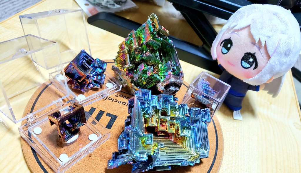 【これは奇麗！】ビスマス結晶 207g ケース付き 骸晶集積場⬛︎C106-1日目-ス-40a on X: 