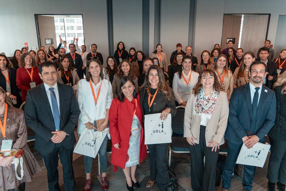 UDLA lanza en Viña del Mar proyecto UDLA+i, con foco en liderazgo femenino en ciencia, tecnología e innovación portaleduca.cl/udla-lanza-en-… a través de <a href="/prensa_educa/">Prensa Educa ®</a>