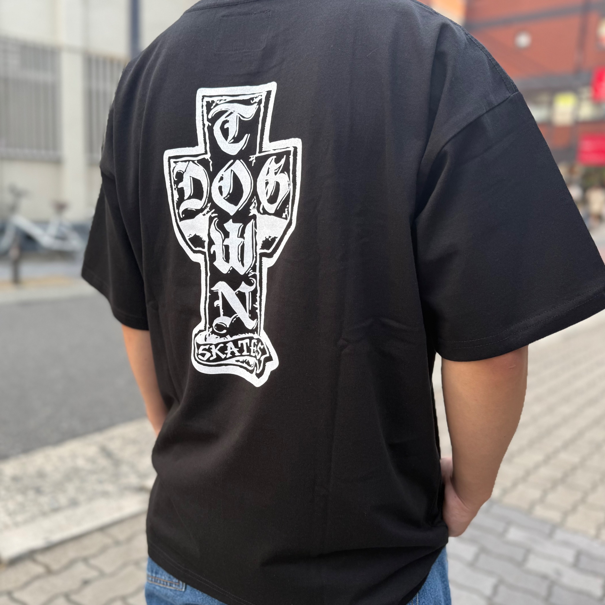 Special DOG TOWN スカル ファイヤー 総柄 シャツ スケート DOG TOWN]-Wee Man Sabotage S/S Tee- - CRUCIAL（クルーシャル）