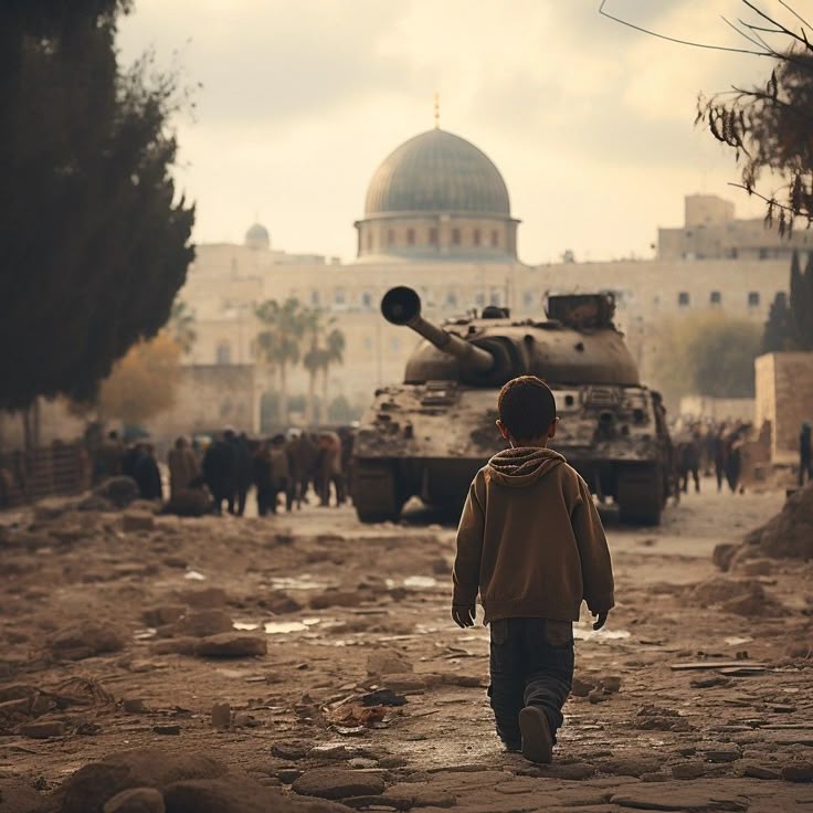 Gazze’dekiler açlıkla,çaresizlikle mücadele ediyor.Bir lokma ekmek, bir damla su bile onlara çok görülüyor.Bombaların gölgesinde, yok olmuş şehirde umut arayan bu masumların sessiz çığlığı,insanlığın vicdanına dokunmuyor mu?Zulüm karşısında susmak,o zulmün ortağı olmak değil mi?