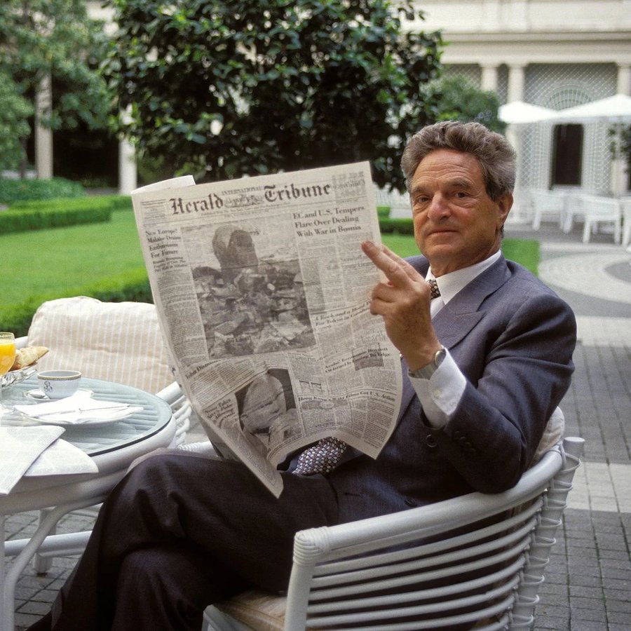 1997年，乔治·索罗斯投入10亿美元押注泰国货币将崩溃。 几周后，泰铢暴跌，重创了日本、韩国、马来西亚和印度尼西亚的经济。 这是乔治·索罗斯 最大胆的交易（亚洲金融危机）的故事：👇🏻👇🏻