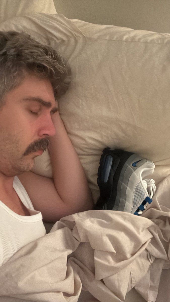 Stop sleeping on me.