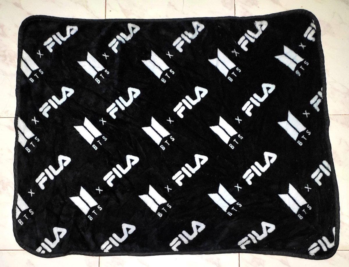 wts lfb ph cebu 

bts sys fila blanket — 400 payo, 500 dop / installments

— good condition 
— 3 pcs available 

# speak yourself tour