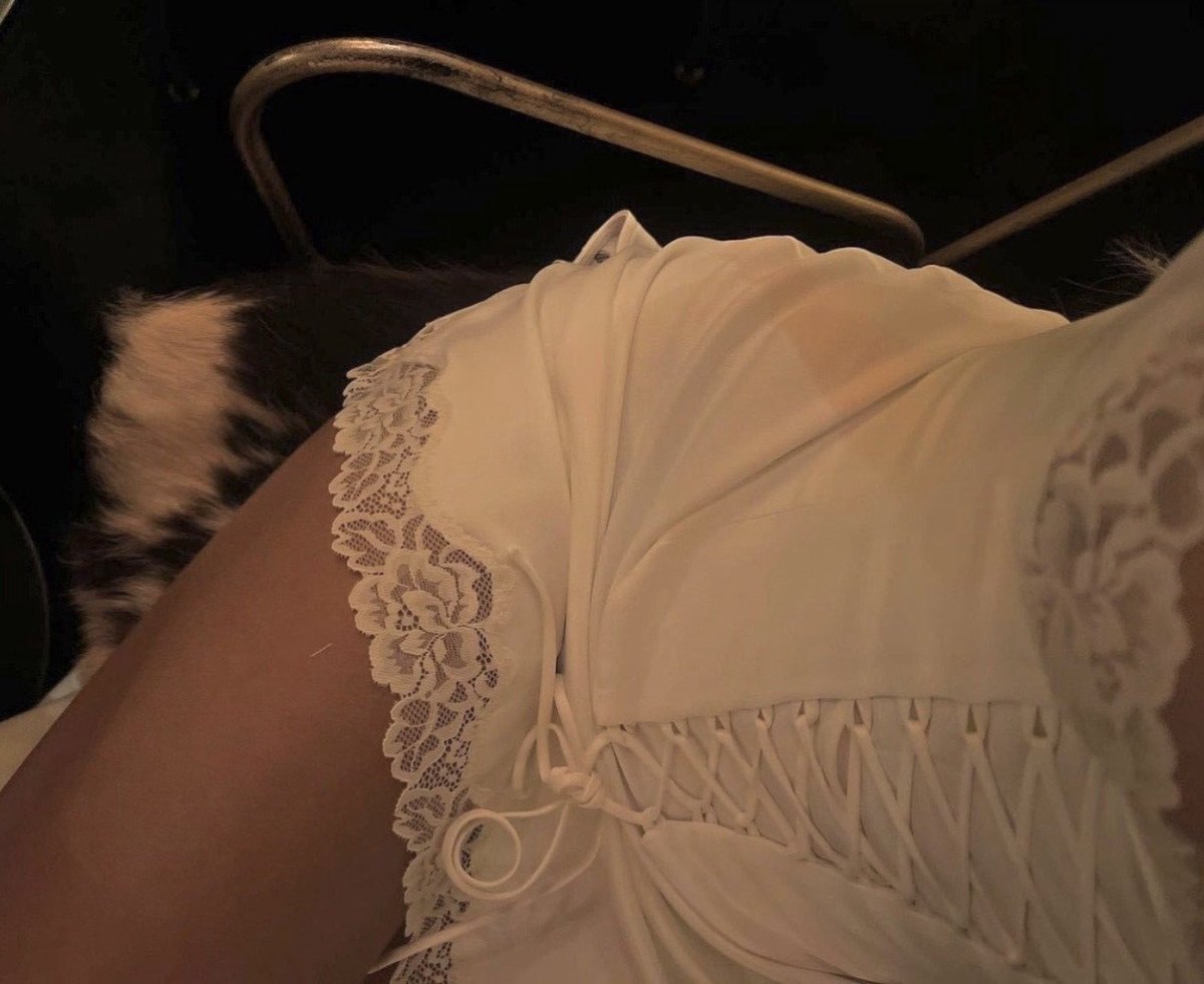 𝒥 (@suaverotic) on Twitter photo 