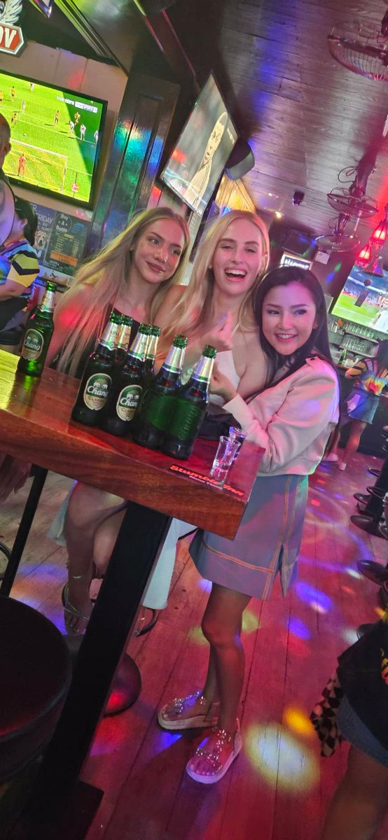 StumbleInnBkk's tweet image. 🍻 Good times, cold beers, and great company – that’s how we do it at Stumble Inn Nana! Swing by and make your night one to remember.

#StumbleInnNana #BangkokNights #ColdBeer #GoodTimes