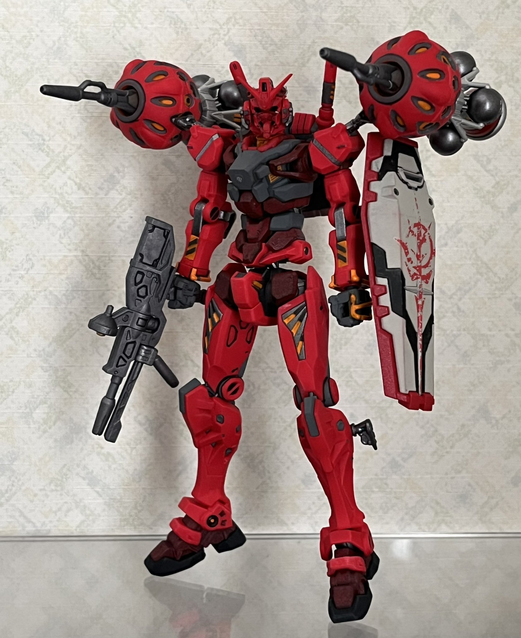 HG 赤いガンダム　ビット6個装備　塗装完成品　ガンプラ　ジークアクス HG 赤いガンダム ビット6個装備 塗装完成品 ガンプラ