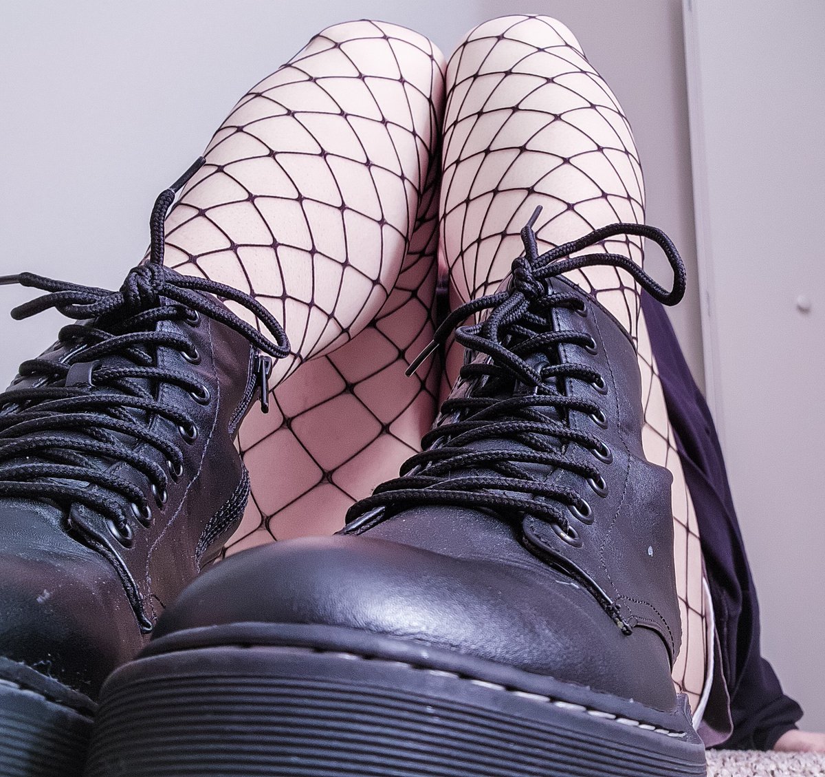 m0nst3rgxrl's tweet photo. sleepy post🌙✨️ https://t.co/rj2IKzHUts