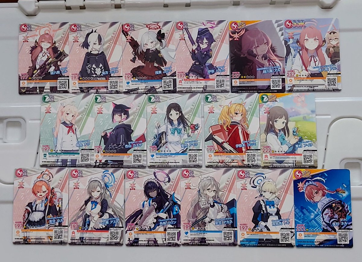 オンゲキでブルアカは何かしっくり来ませんがカードがGet出来るだけ