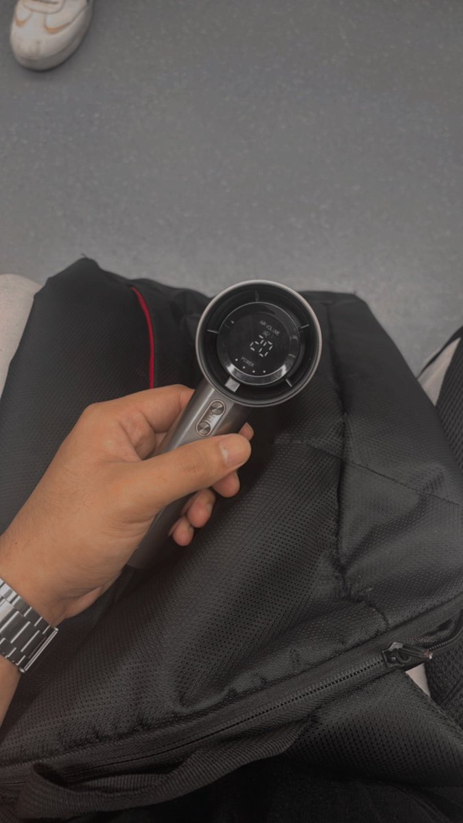 heykhiiiieng's tweet photo. Do it scared. That’s how confidence is built. https://t.co/yhG7DedhJk
